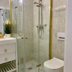 Perla Ulicy Piotrkowskiej W Samym Centrum Miasta * 罗兹