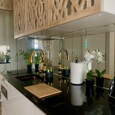 Perła Ulicy Piotrkowskiej W Samym Centrum Miasta * Łódź