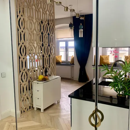 Perła Ulicy Piotrkowskiej W Samym Centrum Miasta