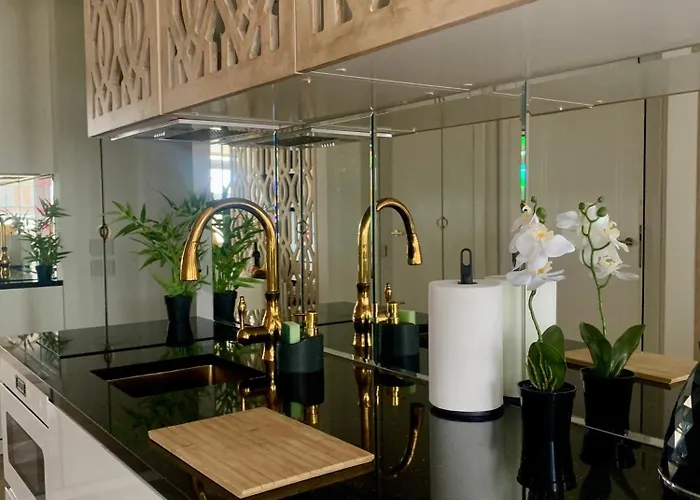 Perla Ulicy Piotrkowskiej W Samym Centrum Miasta * לודז'