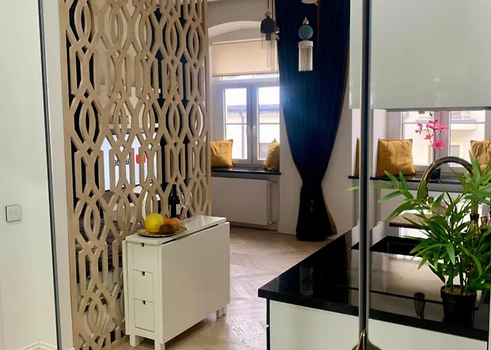 Perla Ulicy Piotrkowskiej W Samym Centrum Miasta